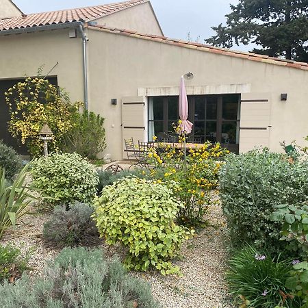 Gite Du Mas De La Finiere ,Avec Spa Interieur Châteaurenard Eksteriør billede