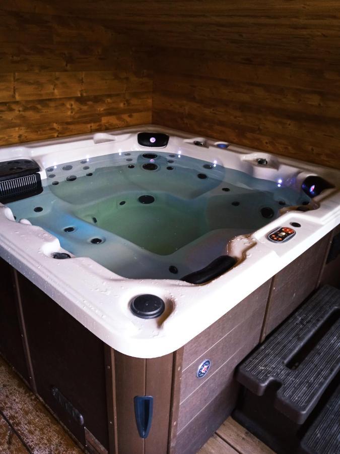 Gite Du Mas De La Finiere ,Avec Spa Interieur Châteaurenard Eksteriør billede