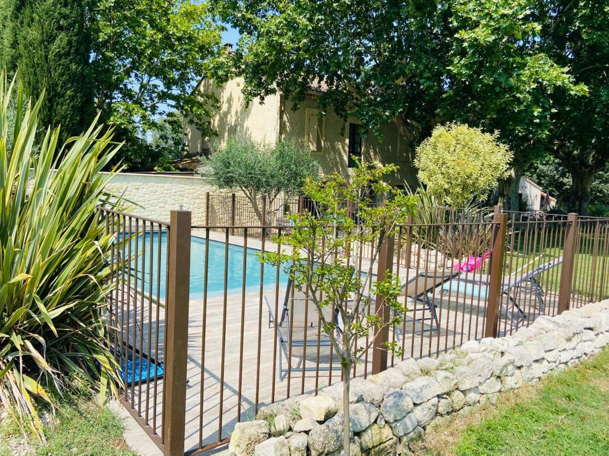 Gite Du Mas De La Finiere ,Avec Spa Interieur Châteaurenard Eksteriør billede